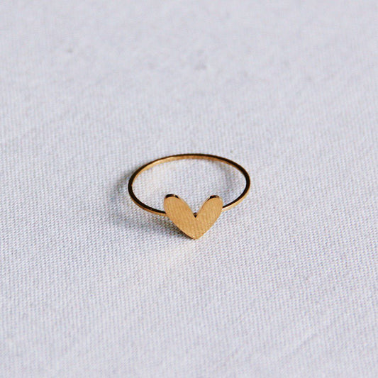 RVS minimalistische ring met hartje - goud