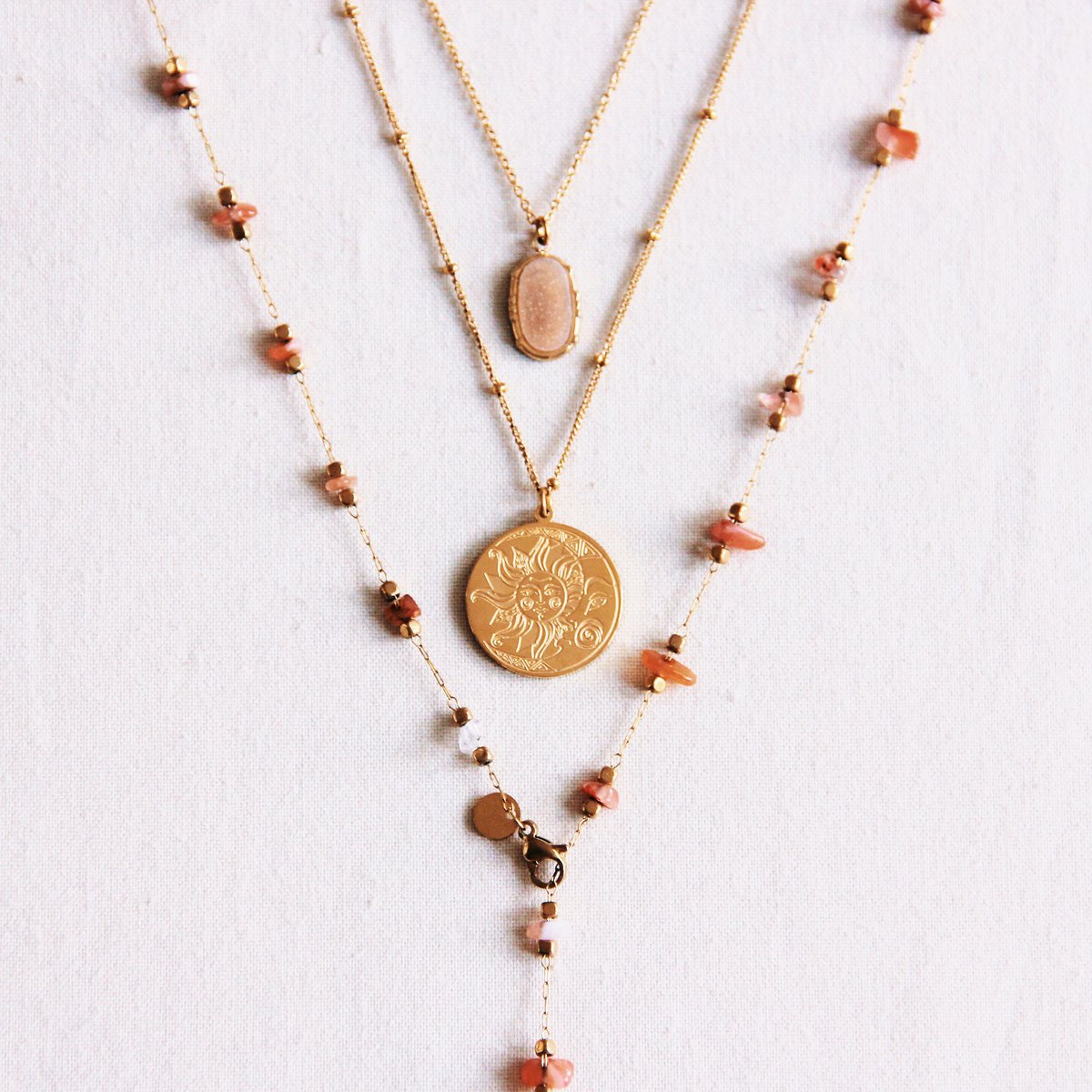 Edelstalen fijne ketting met bolletjes met maan/zon bedel β goud