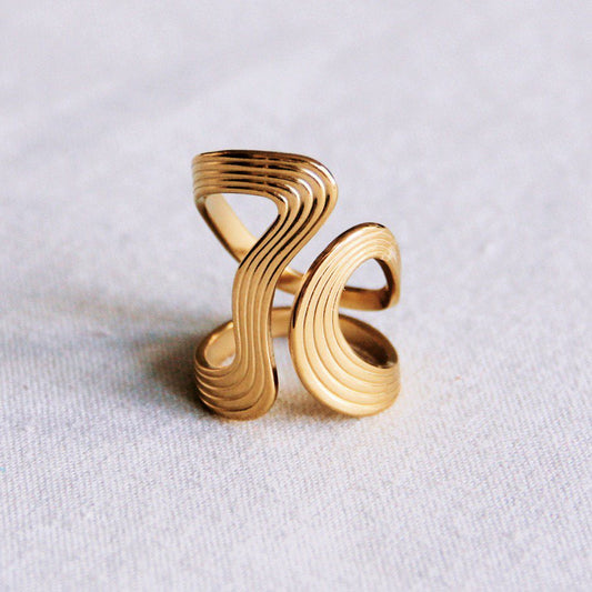 Statement Retro gestreepte XL ring - goud